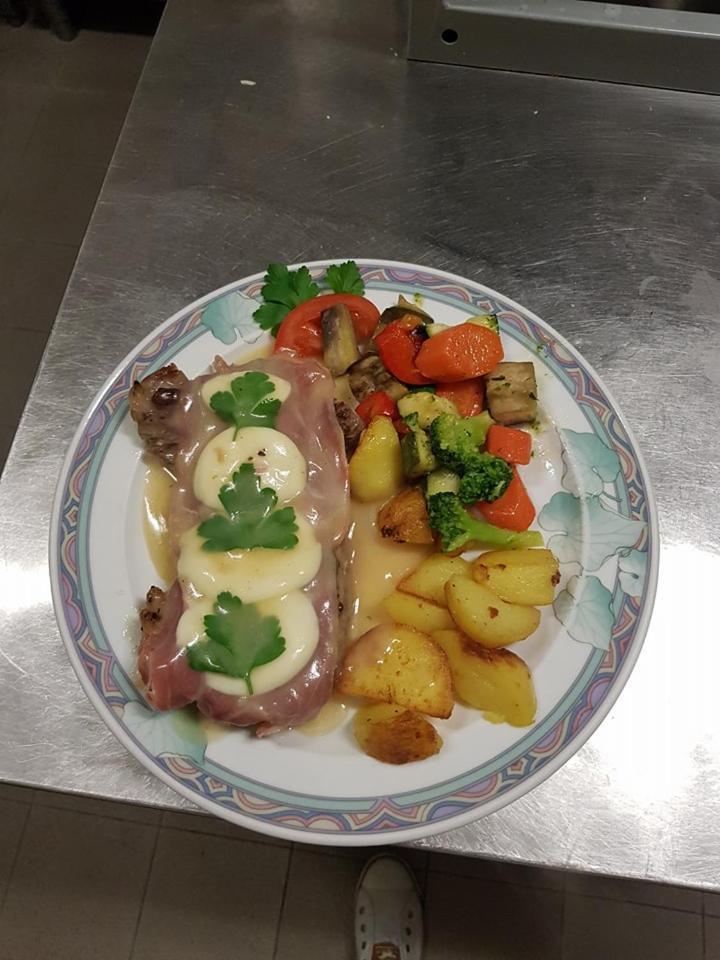 Fino Da Mario Hotel Ebersbach an der Fils Luaran gambar